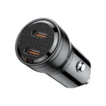 Frente del cargador para auto Choetech TC0008 con dos puertos USB-C y acabado tipo fibra de carbono