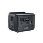 Estación de energía Choetech BS060 de 800W vista de frente, con pantalla, puertos USB y luz LED